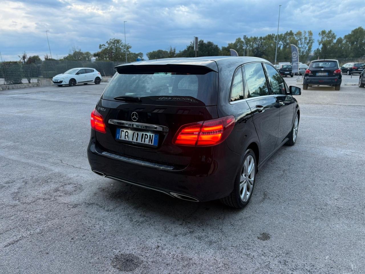 MERCEDES B180 1.5D 2018 12 MESI DI GARANZIA