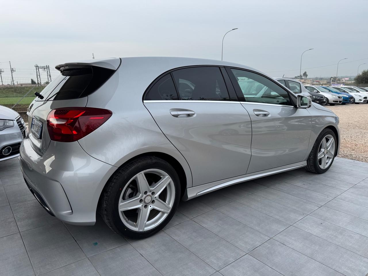 Mercedes-benz A 180 A 180 d Premium