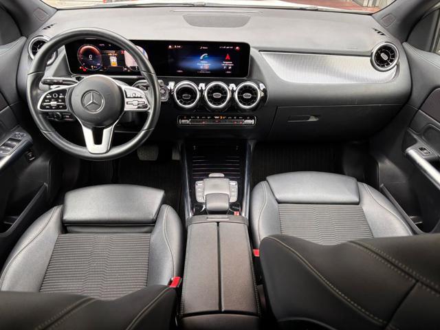 MERCEDES-BENZ GLA 200 Automatic SPORT