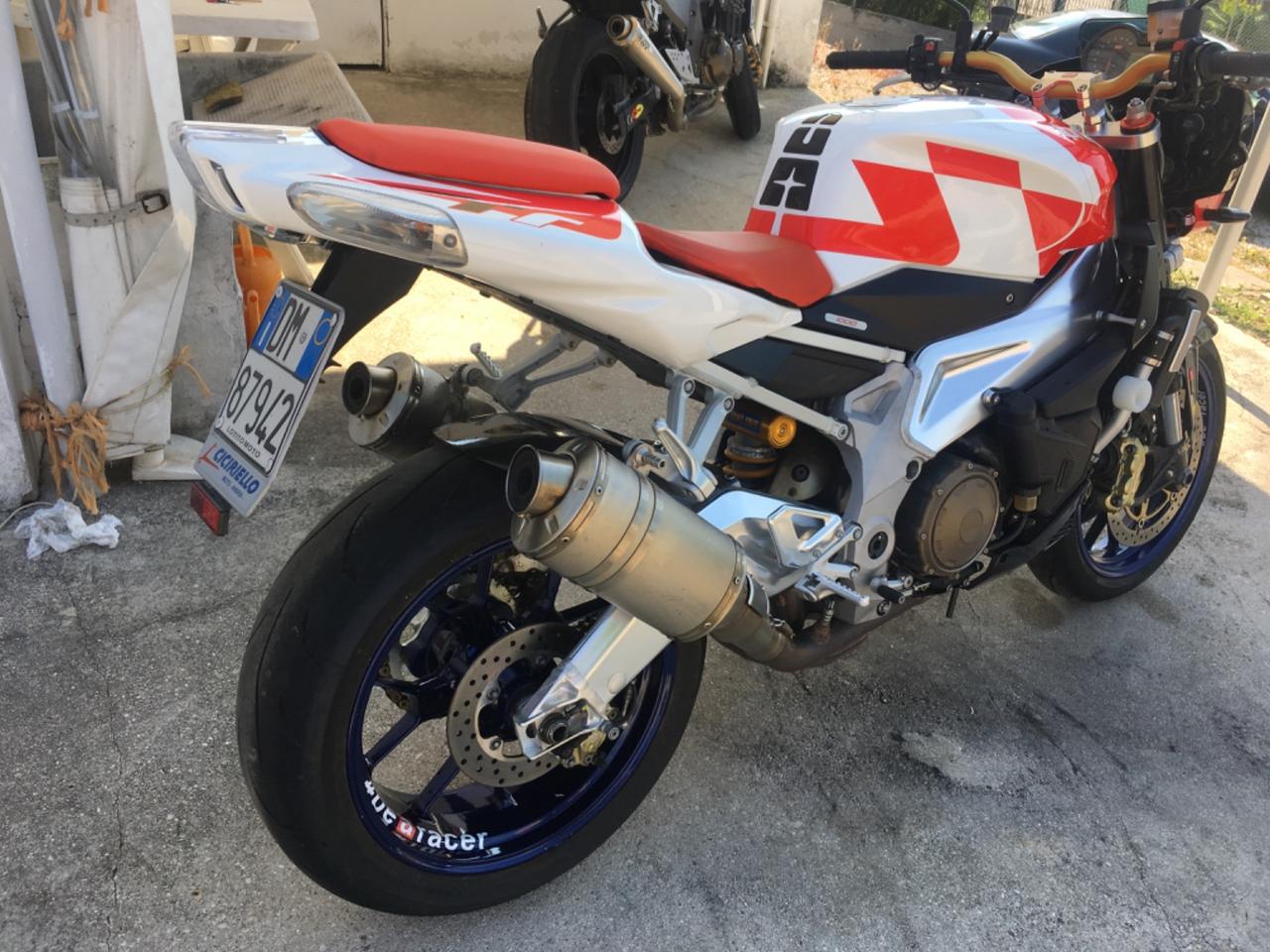 Aprilia Tuono 1000 R R