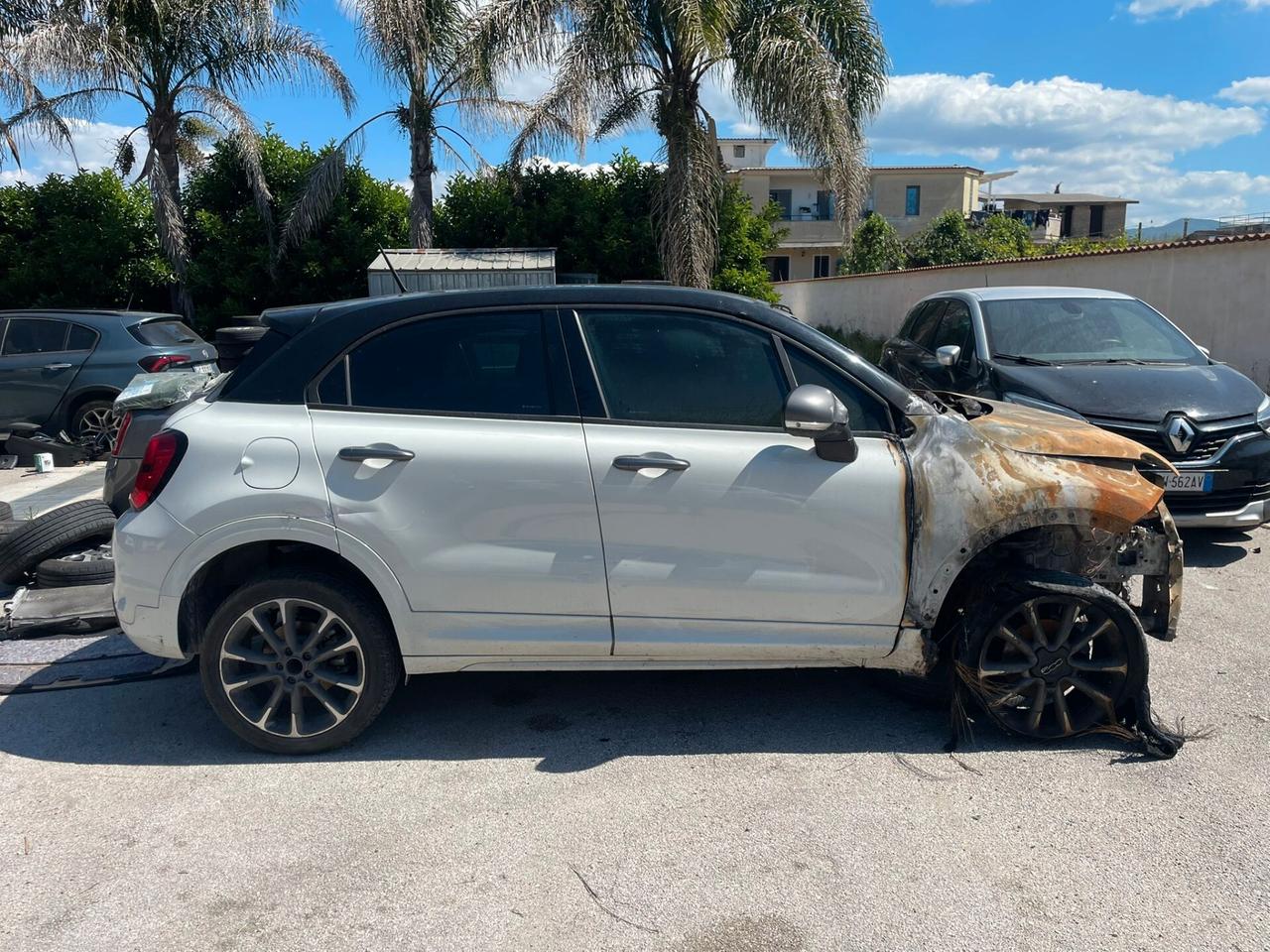 Fiat 500X 1.6 sinistrato - 2023