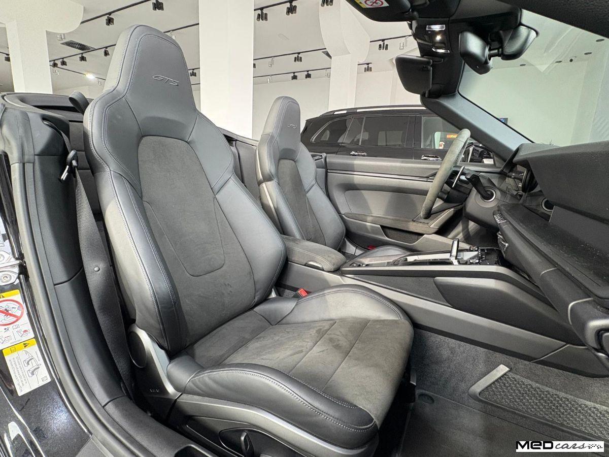 PORSCHE - 911 Cabrio - 911 Carrera 2 GTS Cabriolet