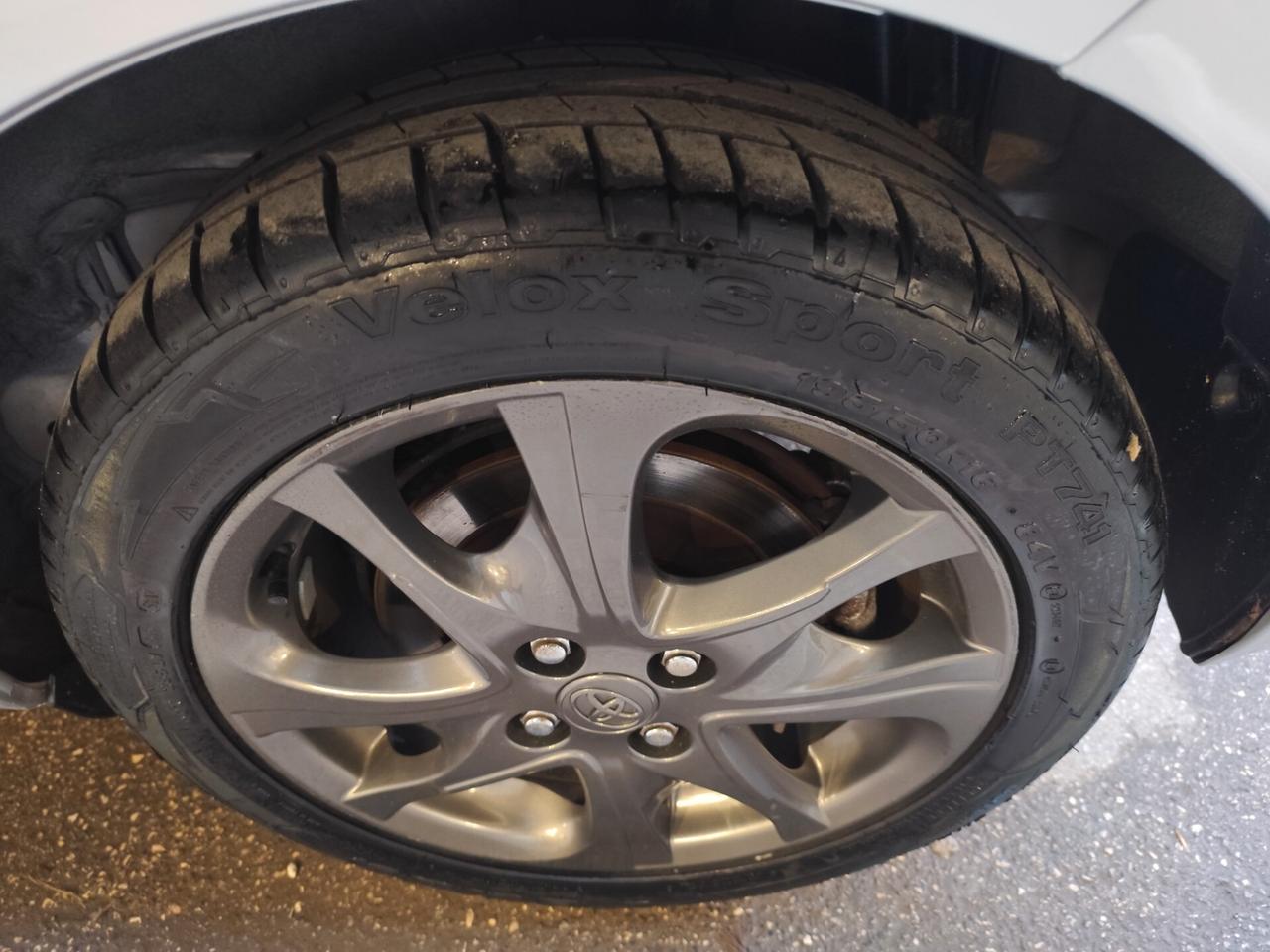 Toyota Yaris 1.5 Hybrid 75CV Lounge