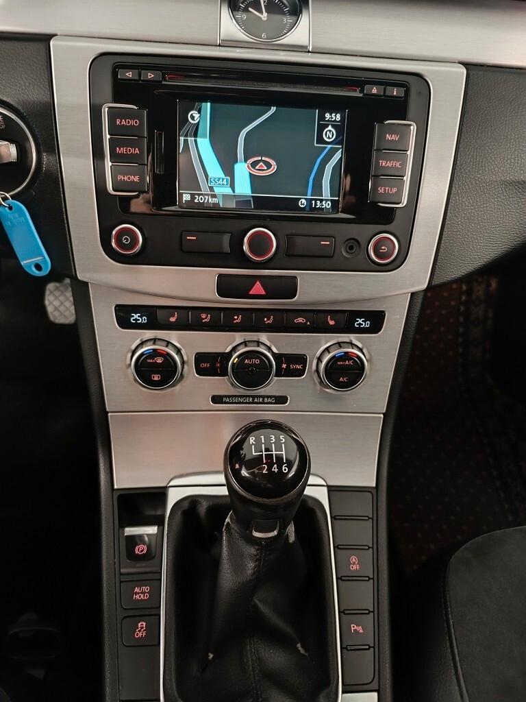 Volkswagen Passat VW PASSAT VAR. 2.0 TDI 4×4 HIGHLINE 140CV