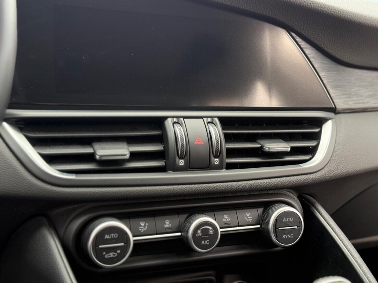 Alfa Romeo Giulia 2.2 Executive NAVI, TELECAMERA 75.000KM!