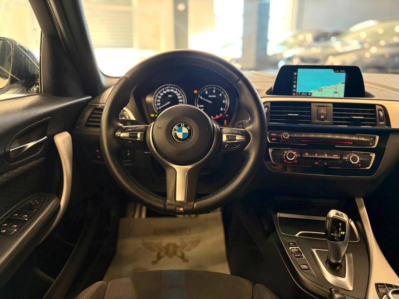 Bmw 116 116d 5p. Msport