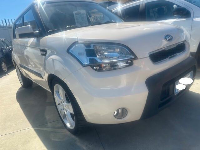 KIA SOUL DIESEL
