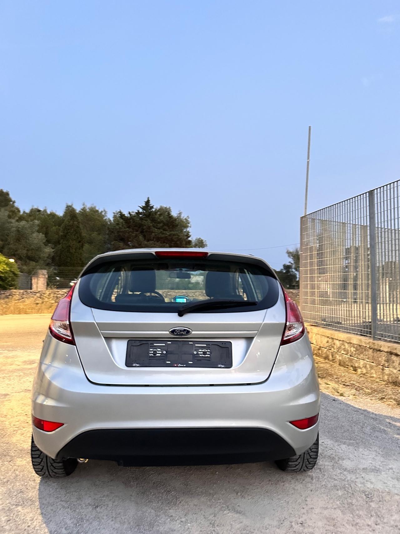 Ford Fiesta 1.5 TDCi 75CV 5 porte-2015