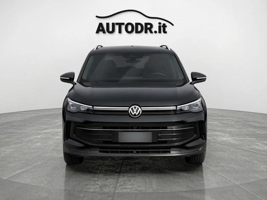 Volkswagen Tiguan 1.5 eTSI DSG Edition Plus, IQ.Light, Cerchi18, 360 Telecamere