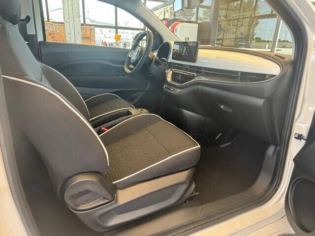Fiat 500e Berlina 42 kWh NUOVA (PREZZO SENZA VINCOLI)