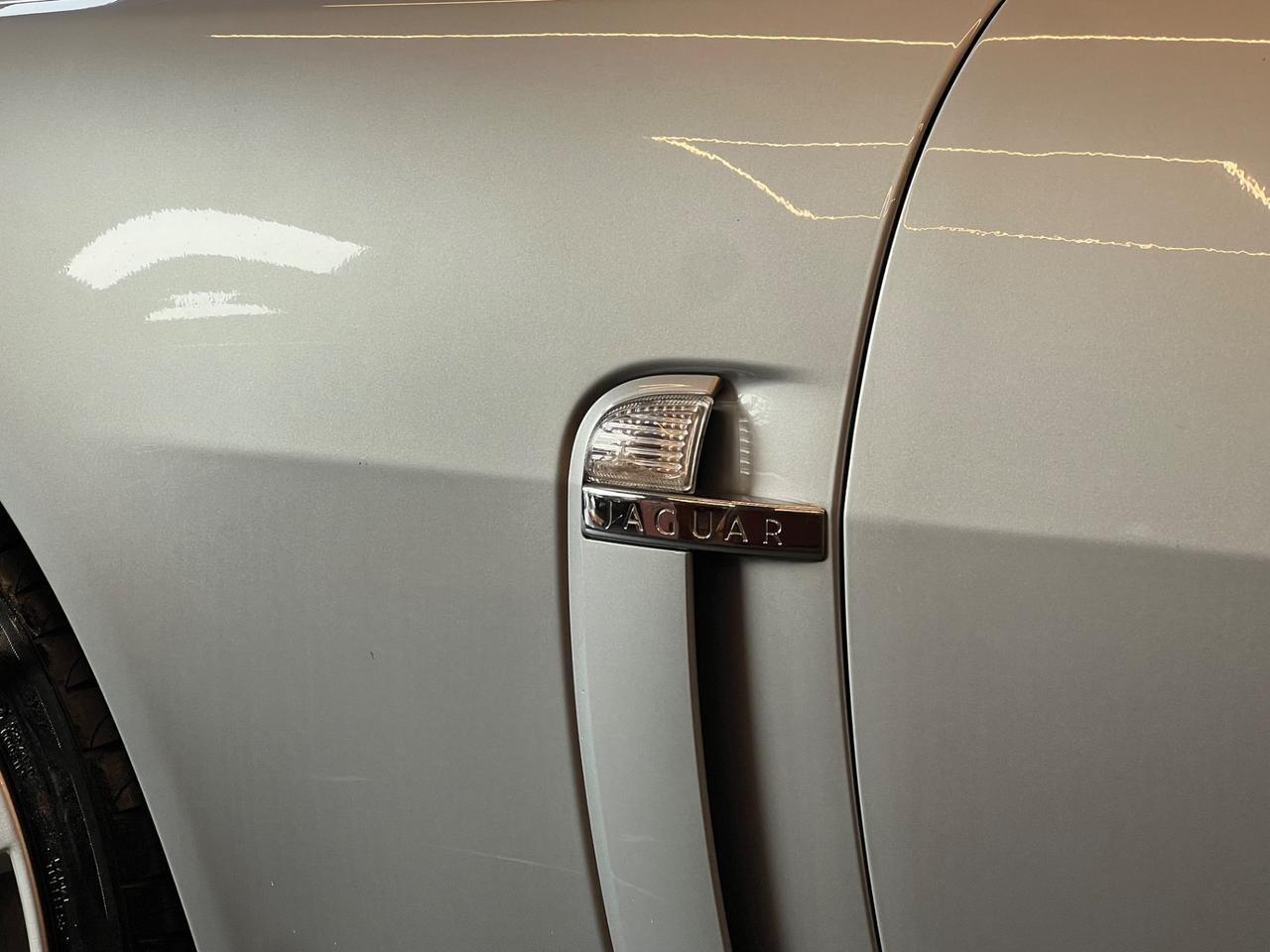 Jaguar XK 4.2 V8 Coupé