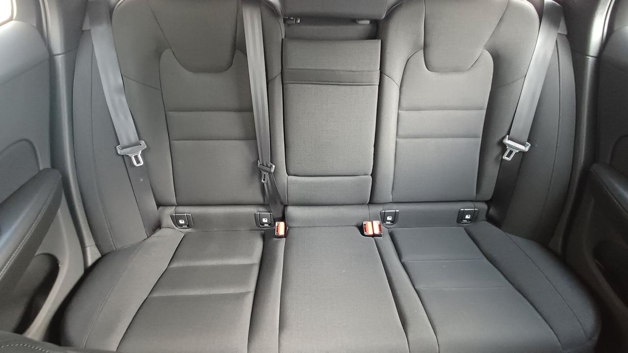 Volvo V60 D3 Business Plus Manuale + Finanziamento