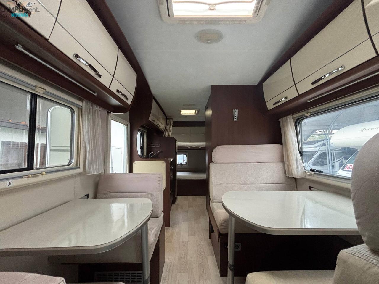 CARAVANS INTERNATIONAL ELLIOT 40 - mansardato con letti a castello in coda