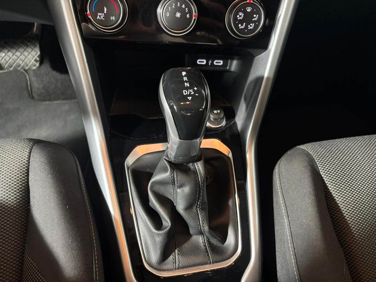 Volkswagen T-Roc 2.0 TDI 150 CV AUTOMATICO