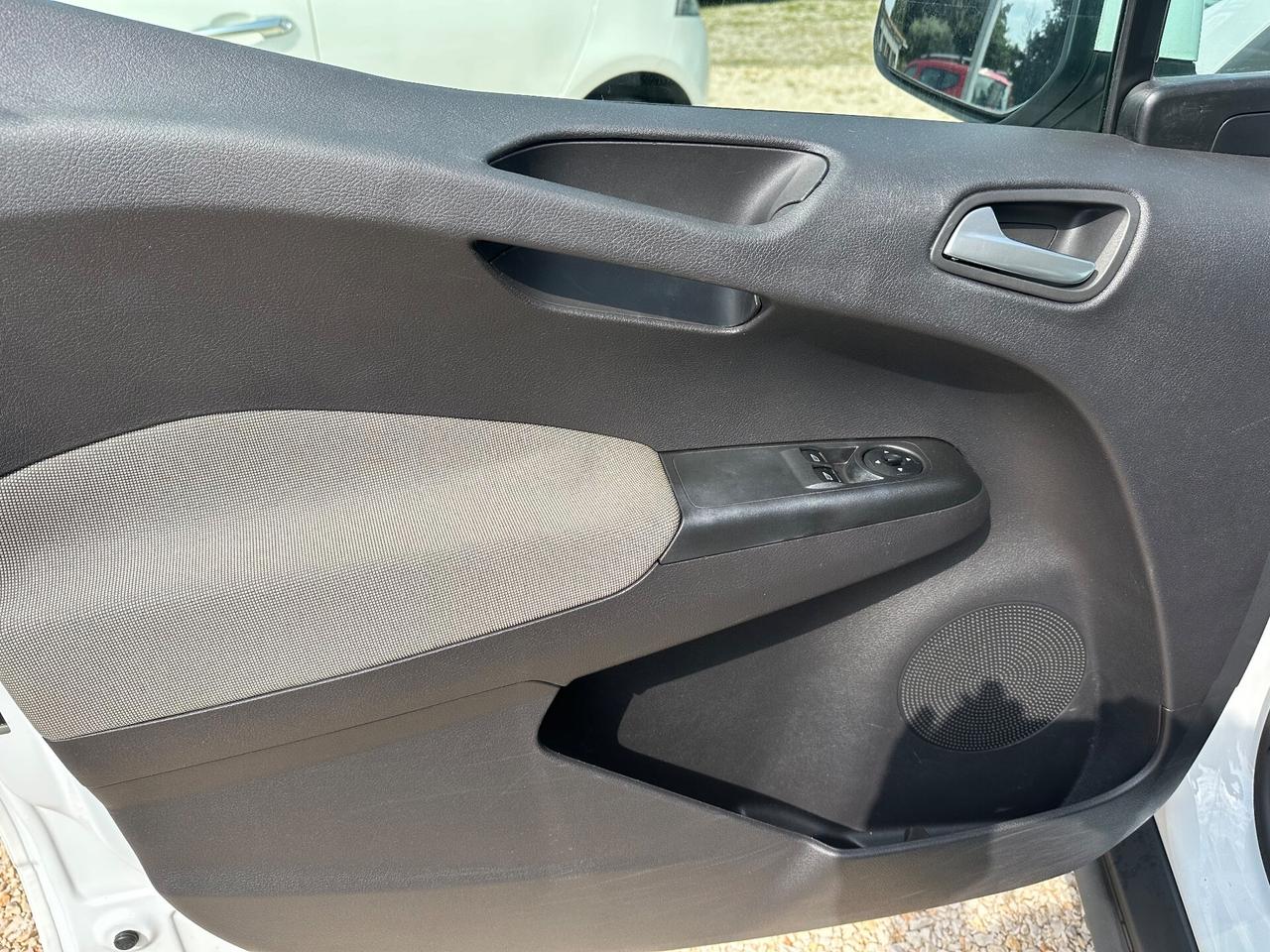 FORD TOURNEO COURIER 1.0 BENZINA EURO 6B