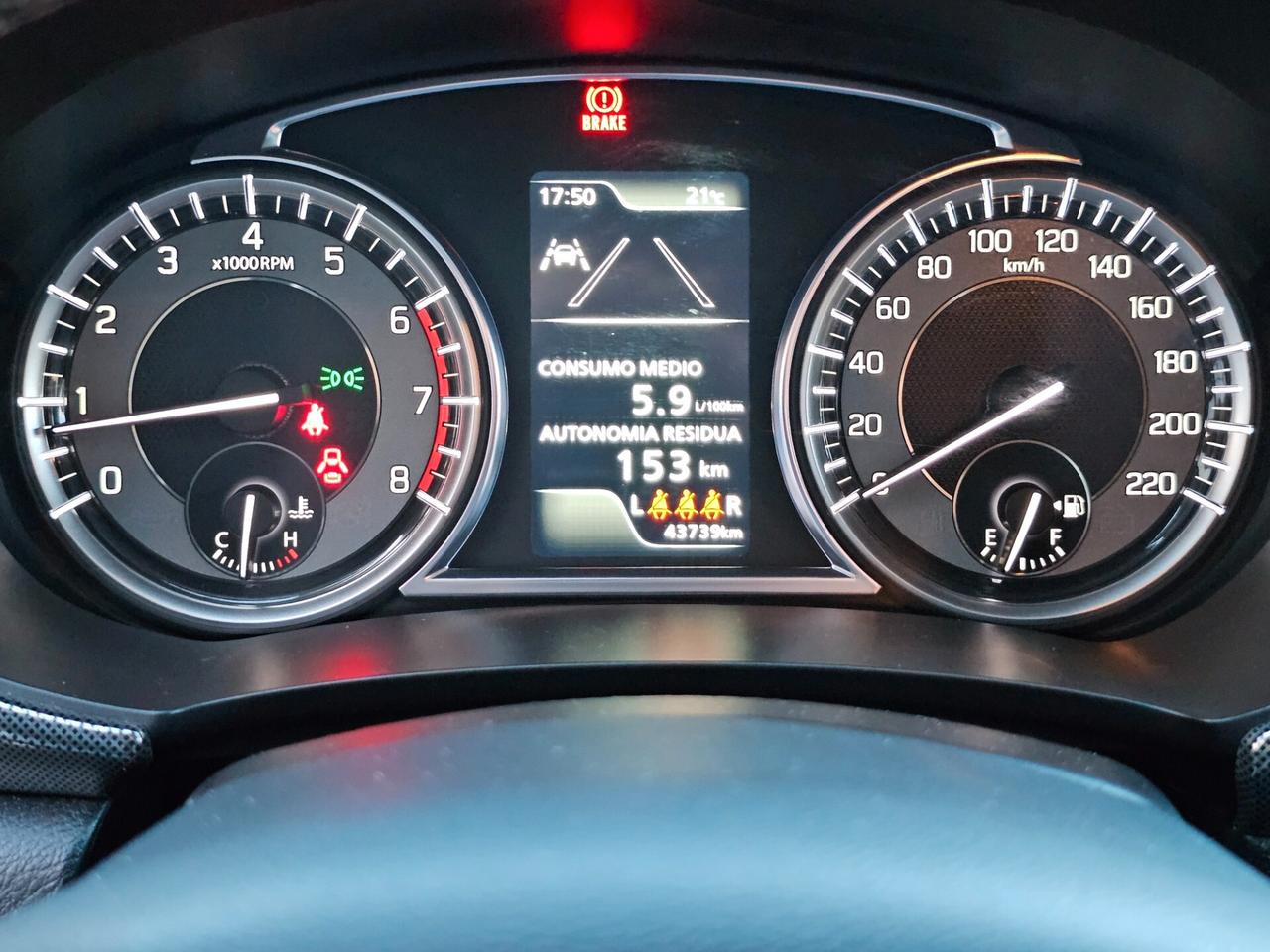 Suzuki Vitara 1.4 Hybrid Top