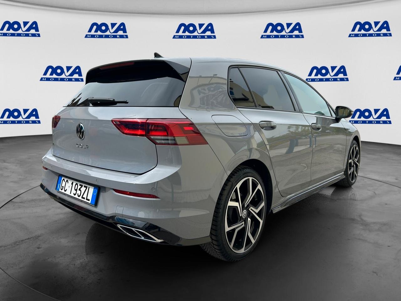 Volkswagen Golf 2.0 TDI 150 CV DSG SCR R-Line