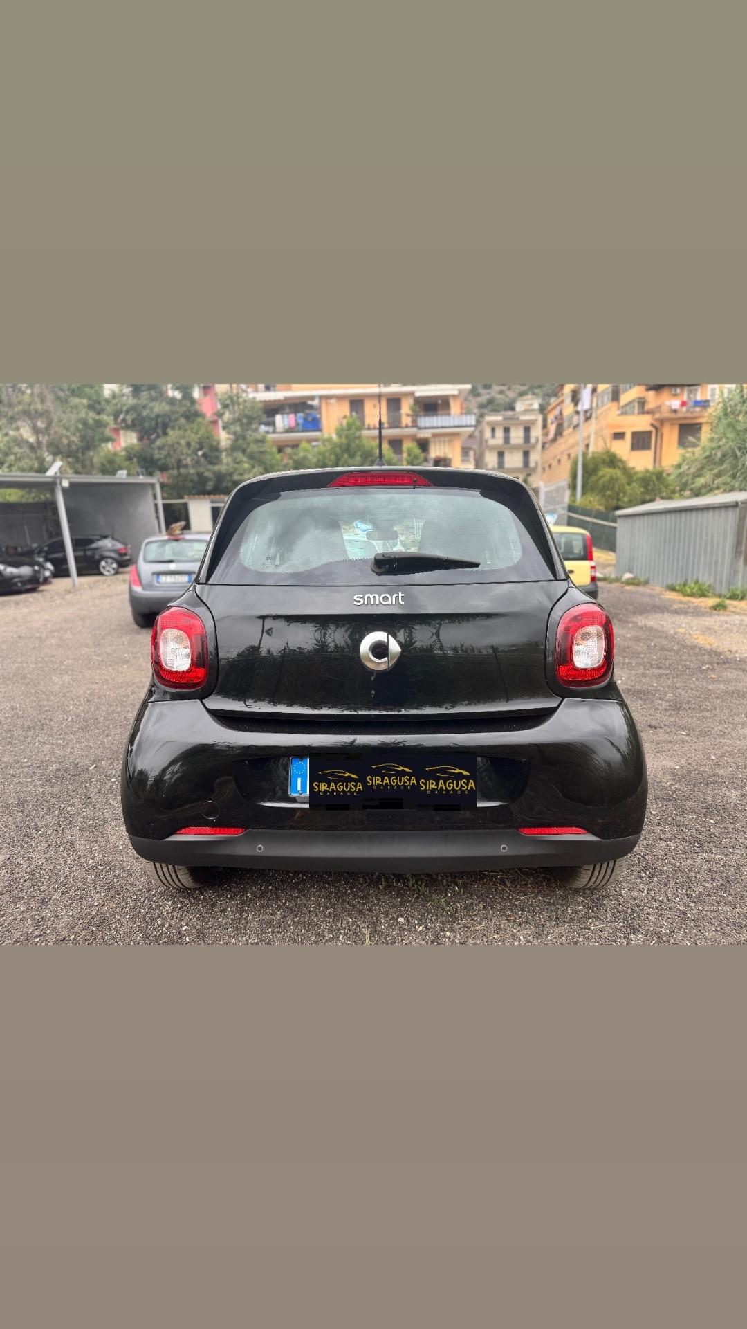 Smart ForFour 70 1.0 Youngster