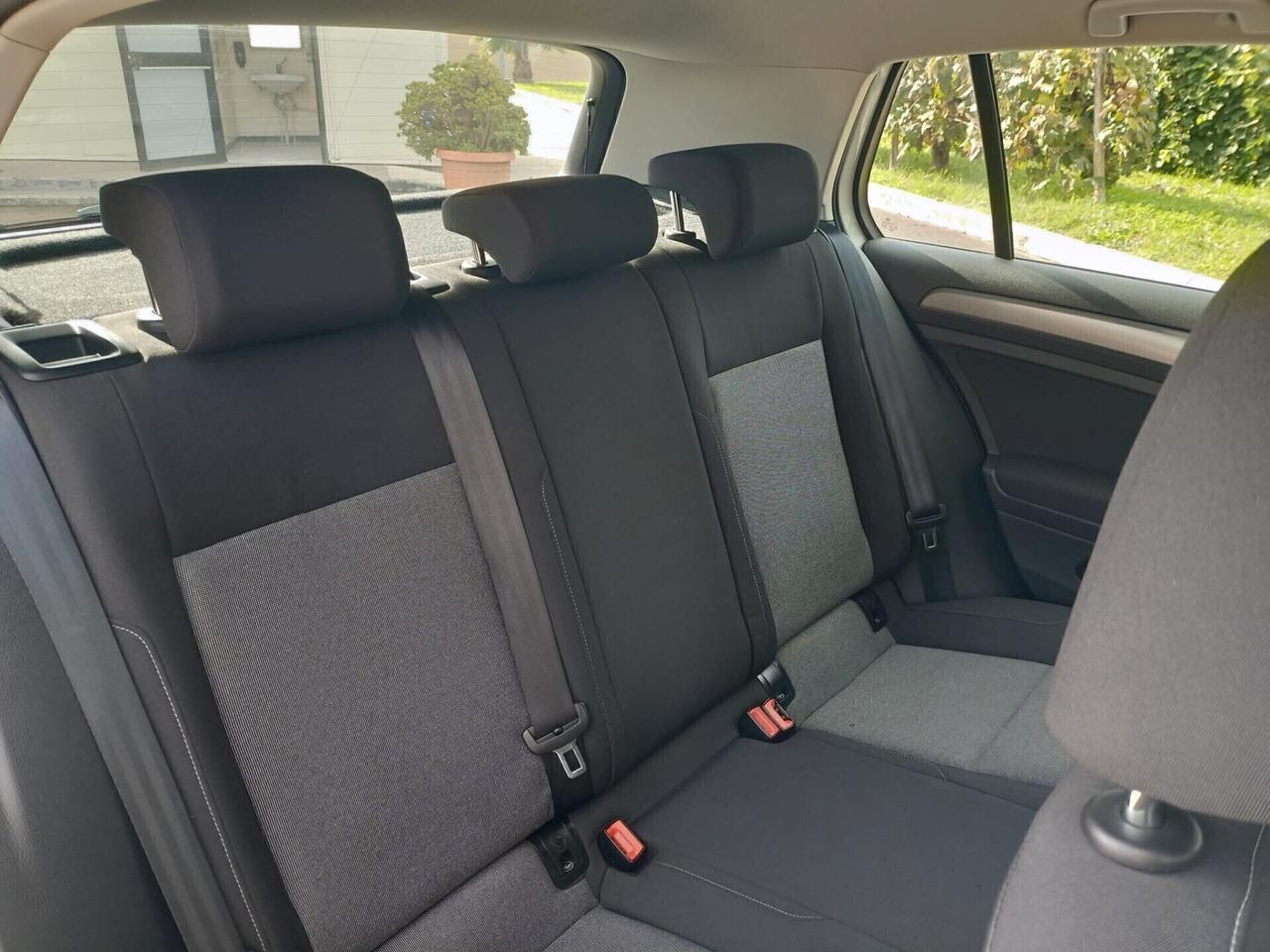 Volkswagen Golf 1.6 TDI 90 CV 5p. Trendline BlueMotion Technology