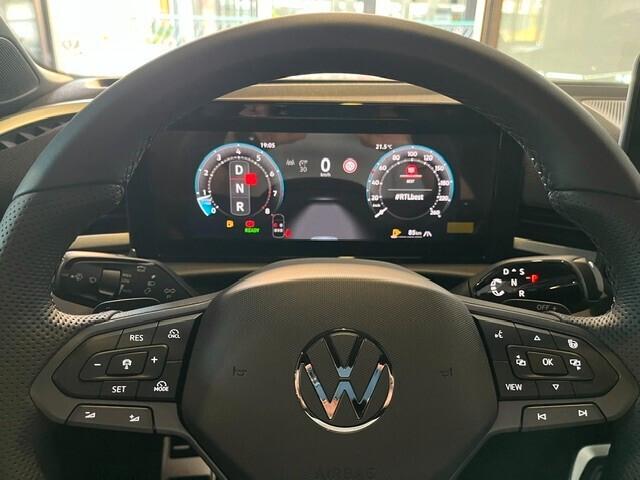 Volkswagen T-Roc 1.5 eTSI ACT 150 CV DSG R-Line