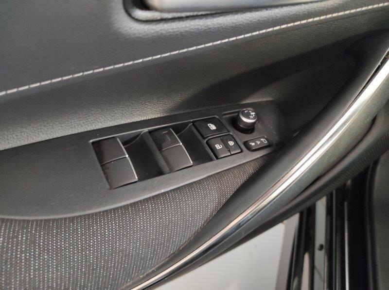 TOYOTA Corolla (2018-->) - Corolla Active 1.8 Hybrid