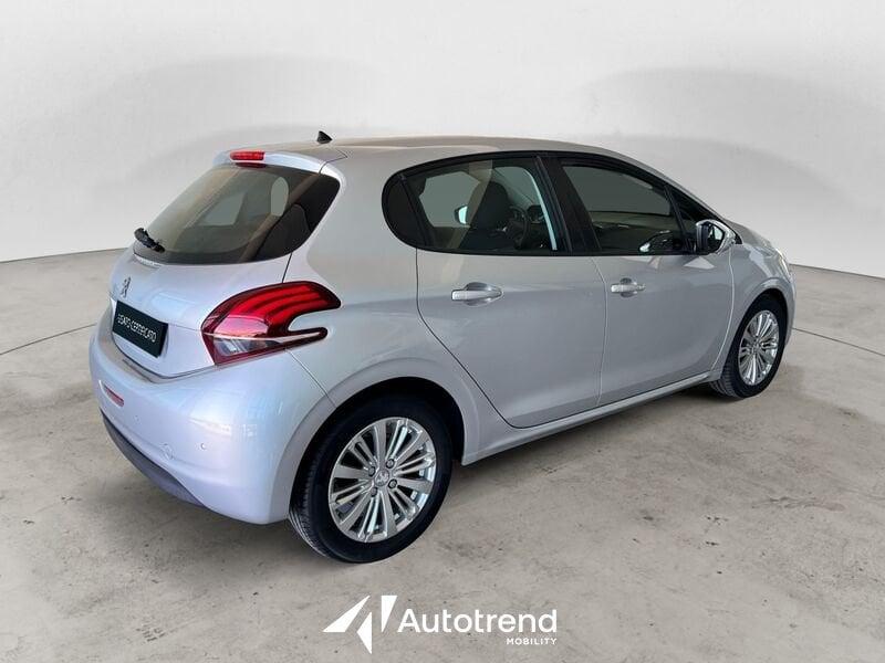 Peugeot 208 1.6 BlueHDi 75 CV 5 porte Touch