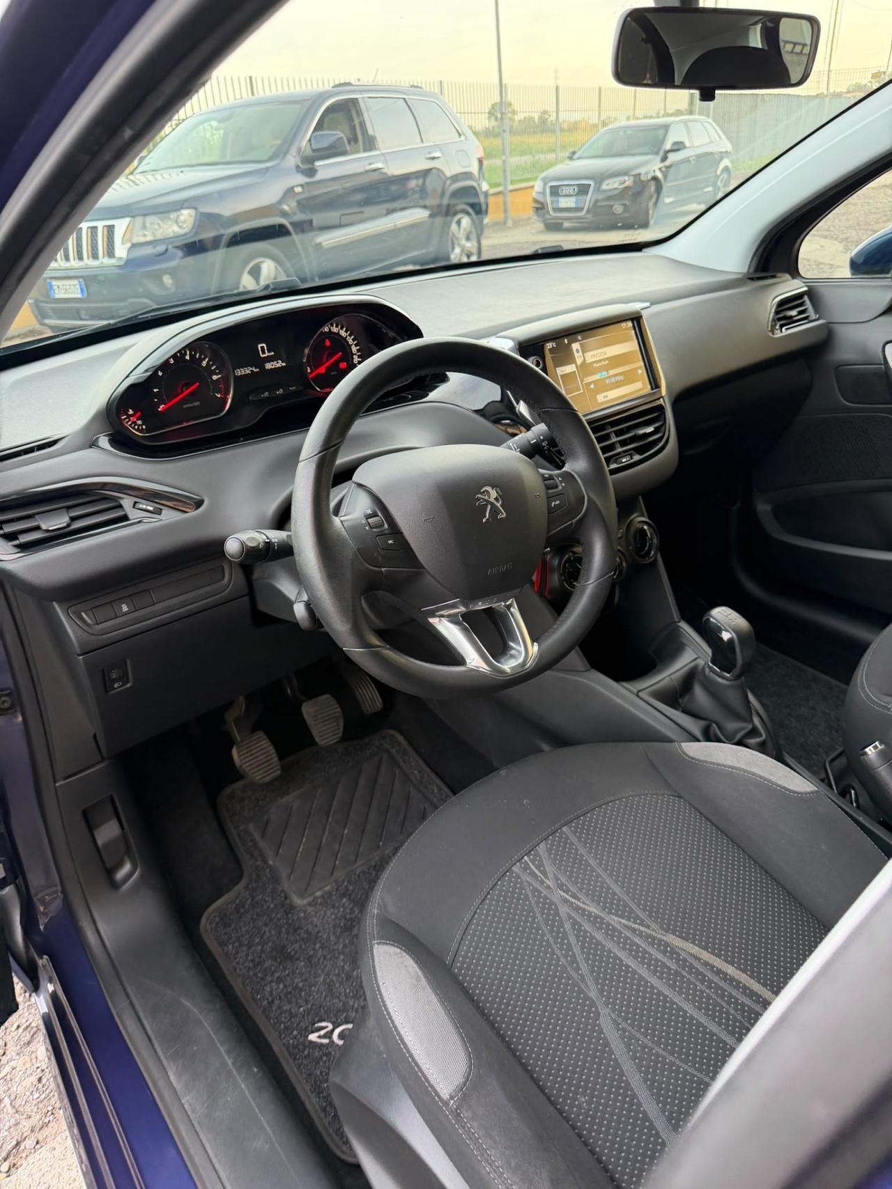 Peugeot 208 1.2 VTi 82 CV 5 porte Access