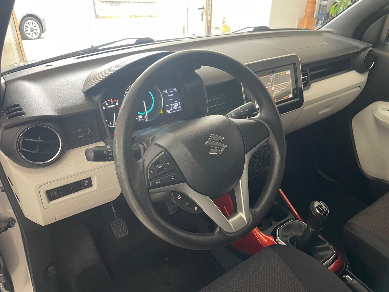 SUZUKI IGNIS 1.2 DUALIJET TOP 84.000 KM