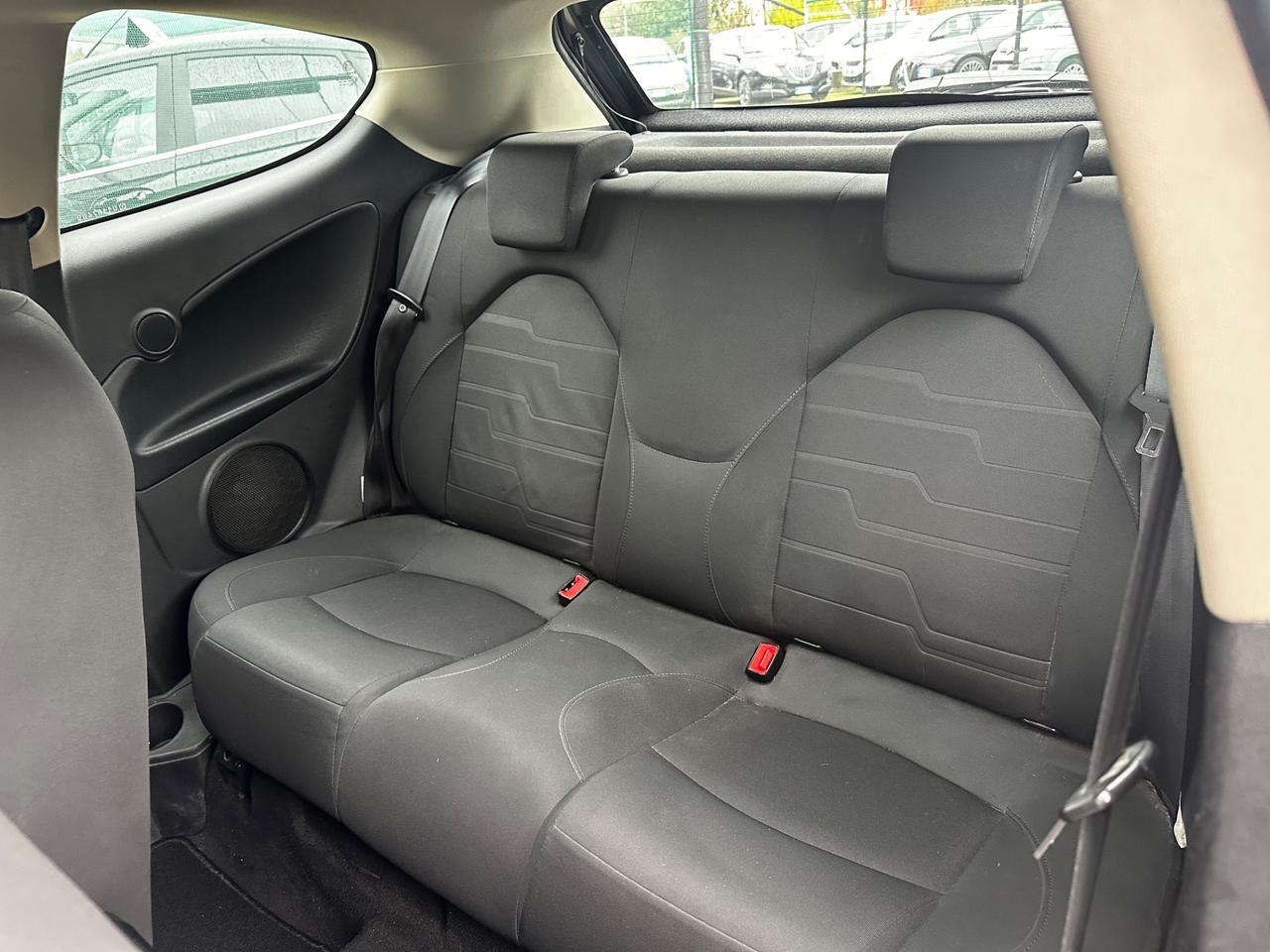 Alfa Romeo MiTo 1.4 105 CV M.air S&S Distinctive Sport Pack