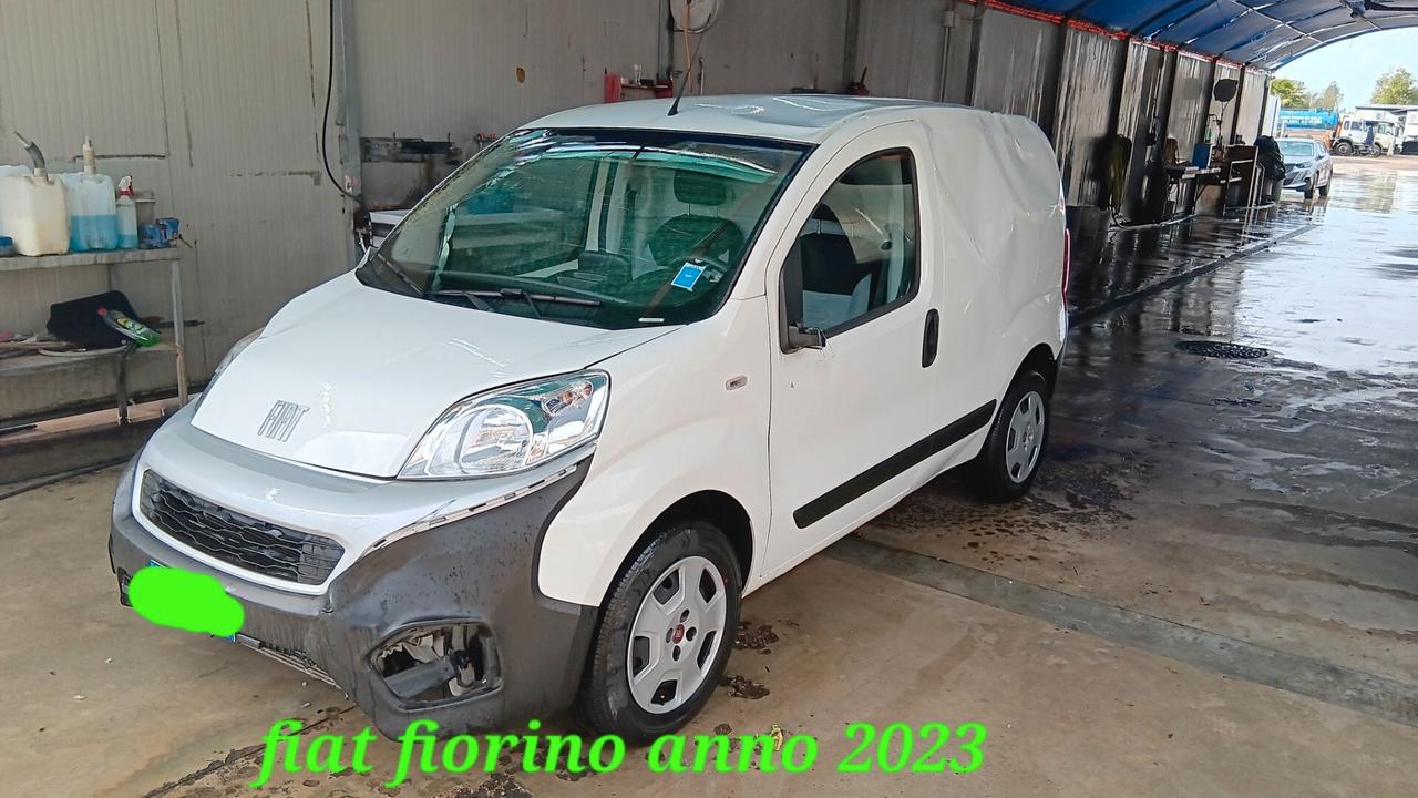 Fiat Fiorino incidentata sinistrata mondialcars 023