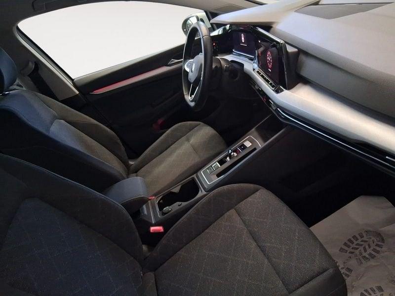 Volkswagen Golf 1.5 TGI Life DSG