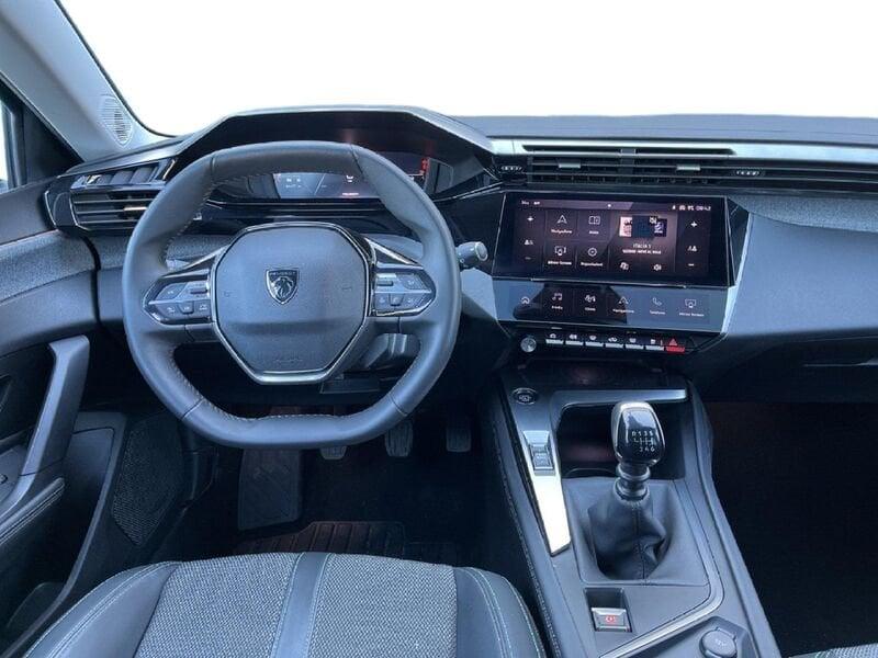 Peugeot 308 III 2021 1.5 bluehdi Allure Pack s&s 130cv