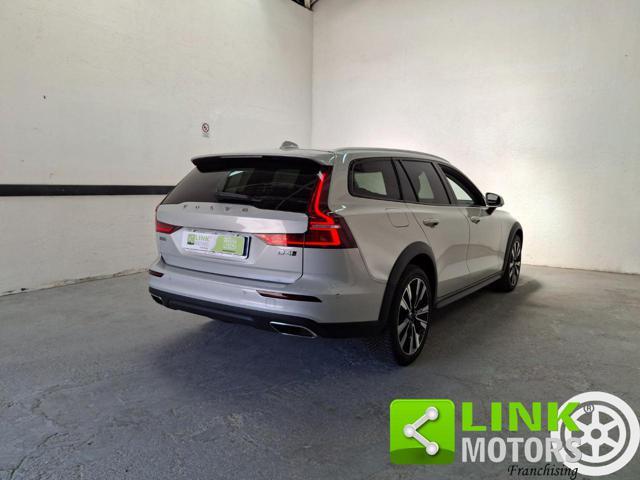 VOLVO V60 Cross Country D4 AWD Geartronic Business Plus GARANZIA
