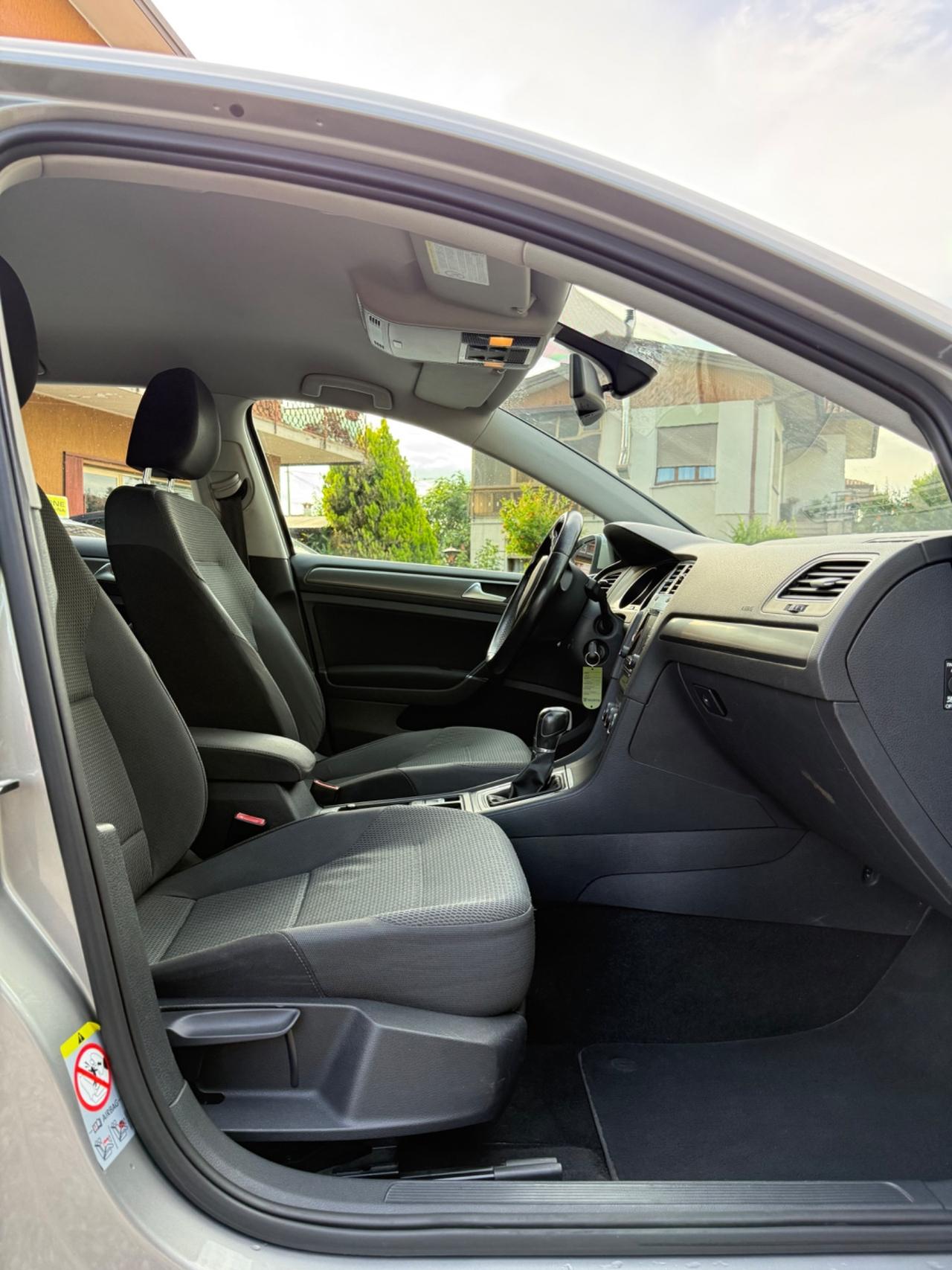 Volkswagen Golf 1.6 TDI DSG 5p. Comfortline BlueMotion Technology