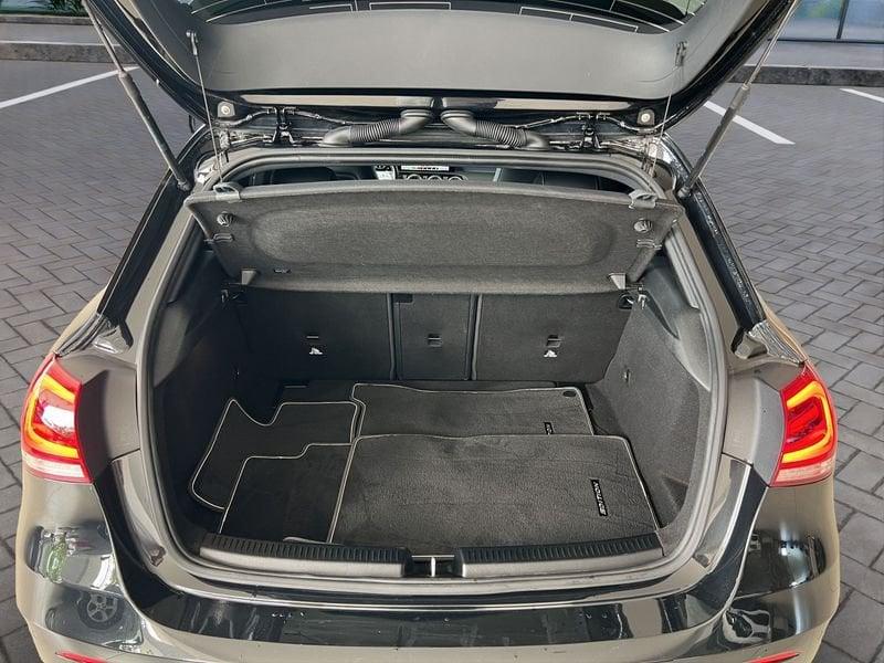 Mercedes-Benz Classe A A 180 d Premium Night edition auto