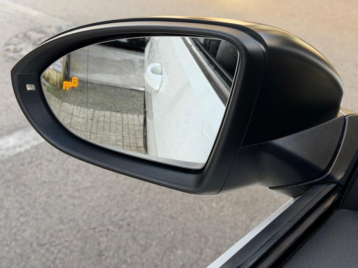 Volkswagen Golf 7.5 GTI TCR 2.0 TSI 290 CV