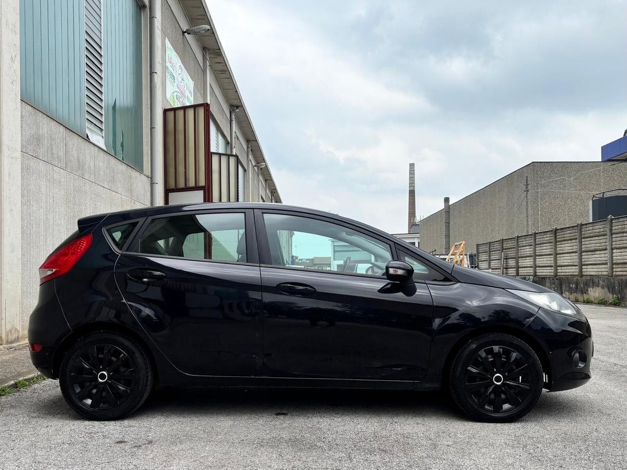 Ford Fiesta 1.2 82 CV 5 porte Titanium