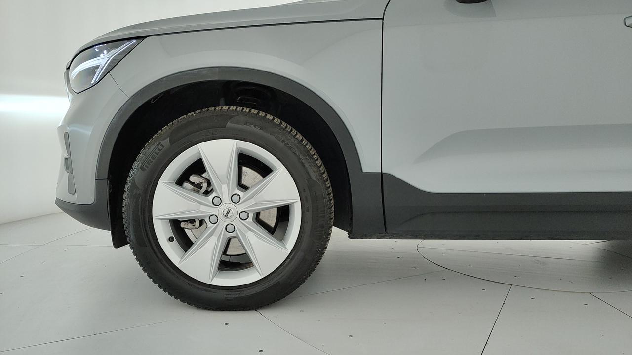 VOLVO XC40 2.0 b3 Core auto