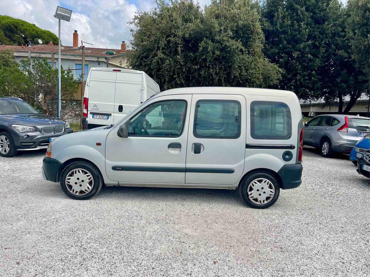 RENAULT KANGOO - 5 POSTI -