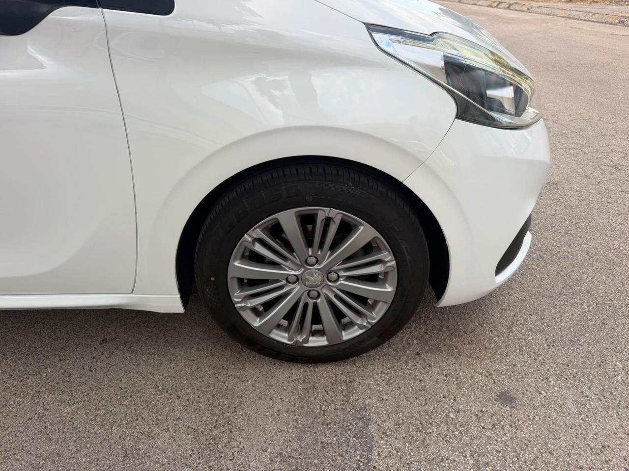 Peugeot 208 BlueHDi 75 S&S 5 porte Active