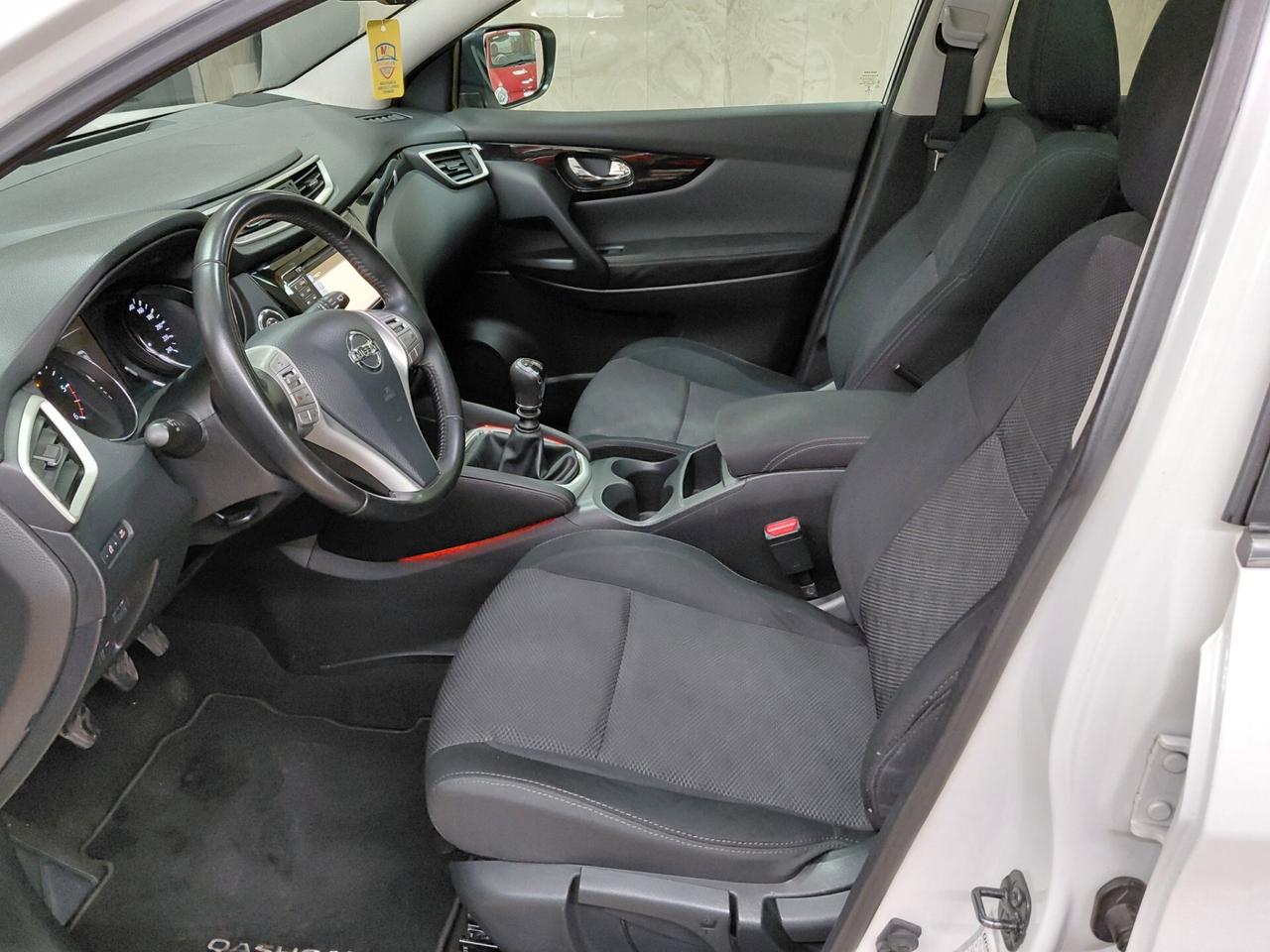 Nissan Qashqai 1.5 dCi N-Connecta soli 95000 km