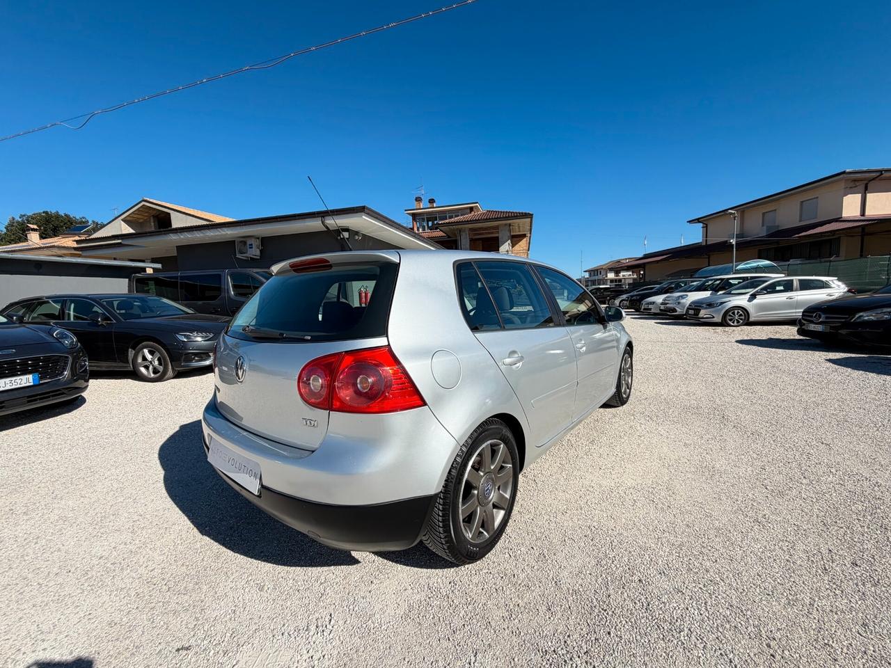 Volkswagen Golf 1.9 TDI 5p. Sportline 77 kw 105 cv 274.805 km