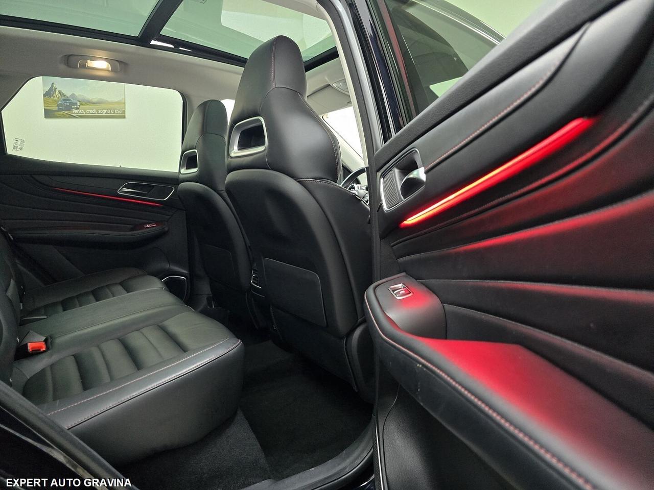 MG EHS PLUG-IN HYBRID LUXURY