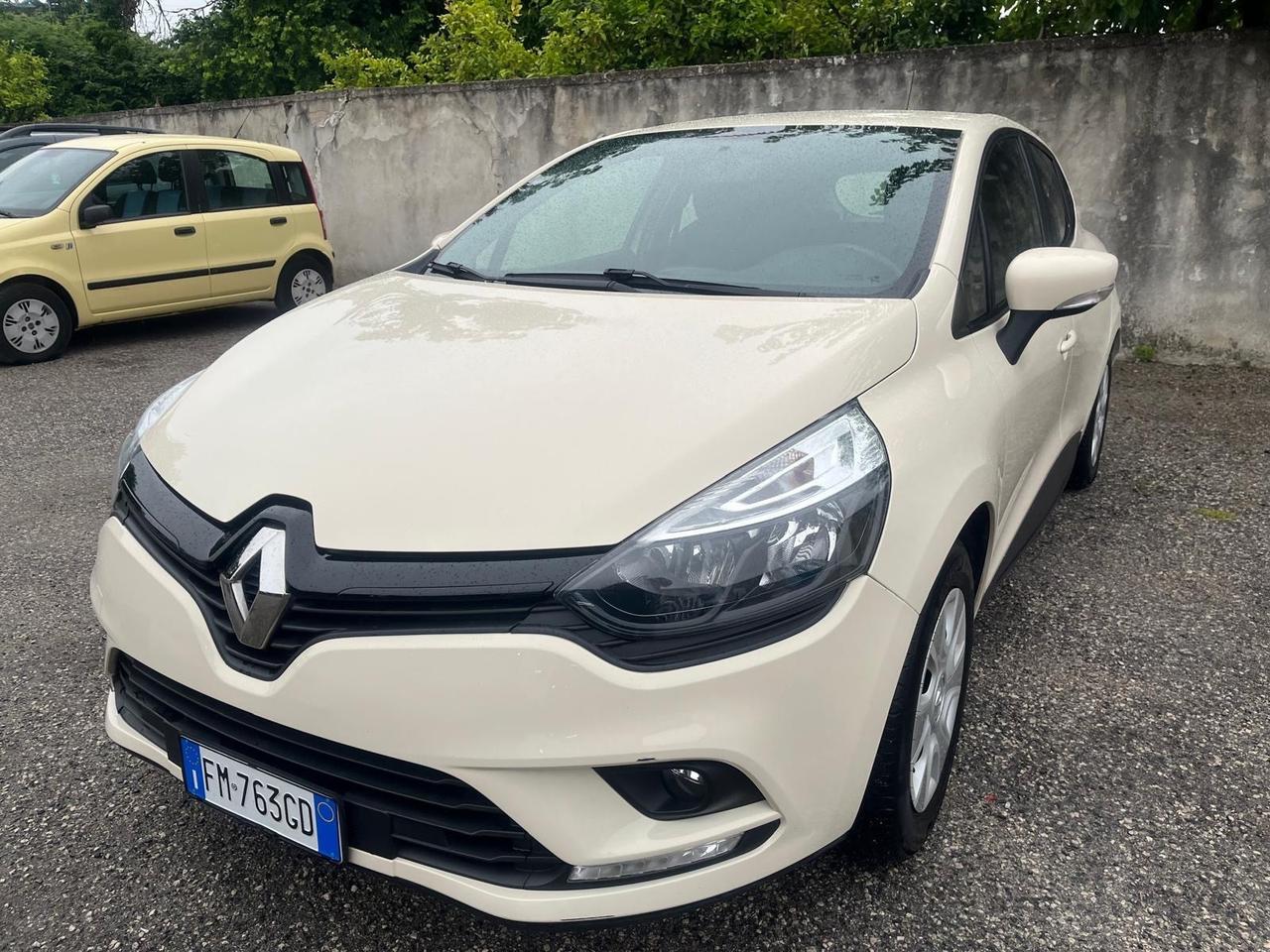 Renault clio 5P-900 gpl/90cv- restyling -11/2017
