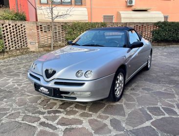 Alfa Romeo GTV Spider 2.0i 16V Twin Spark cat L