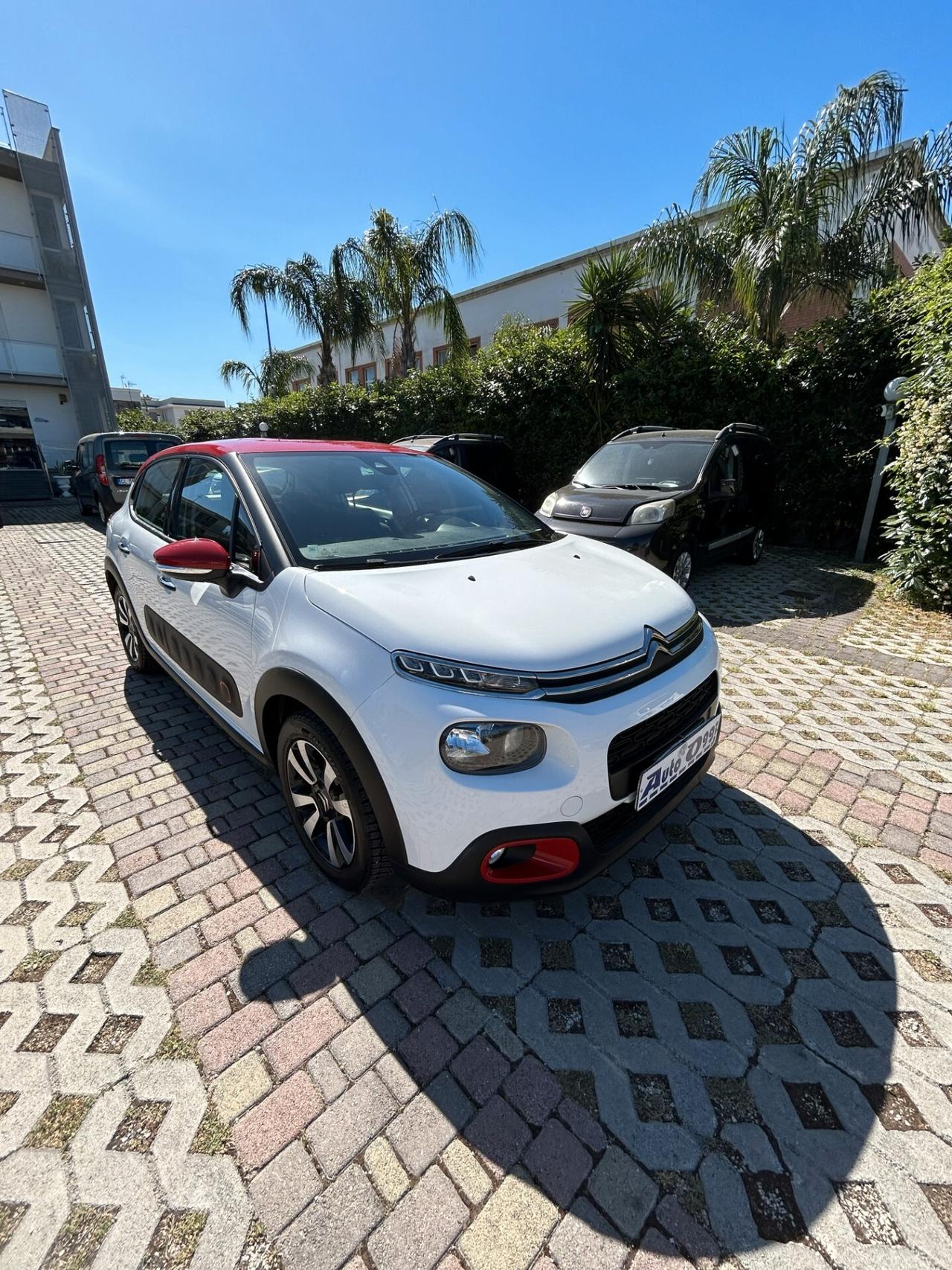Citroen C3 PureTech 83 S&S Shine "FINO AL 15/08 P.P. INCLUSO NEL PREZZO"