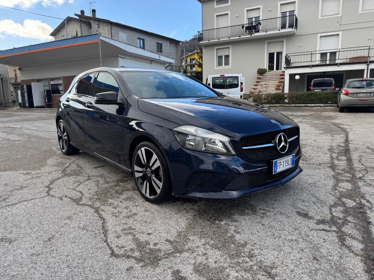 Mercedes-benz A 180 d Premium NIGHT EDITION