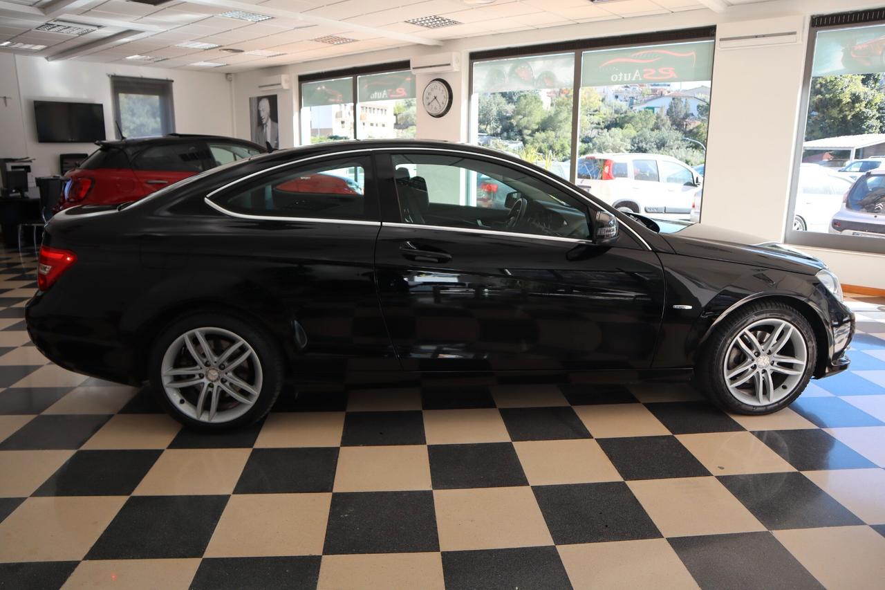 Mercedes-benz C 220 C 220 CDI BlueEFFICIENCY Coupé Executive