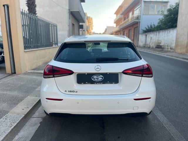 MERCEDES-BENZ A 180 d Automatic Sport