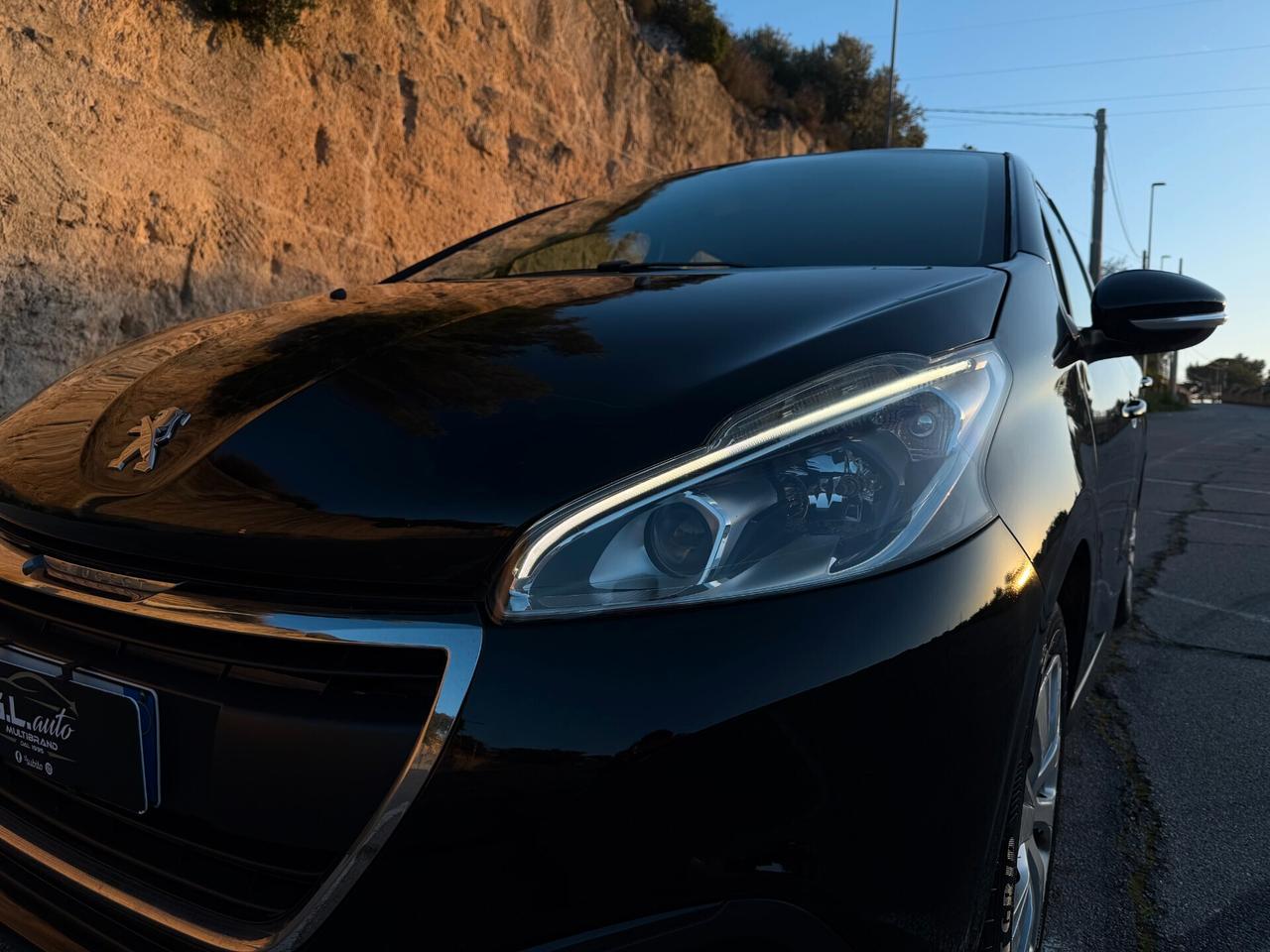 Peugeot 208 Active/1.0 68 CV/MOTORE REVISIONATO